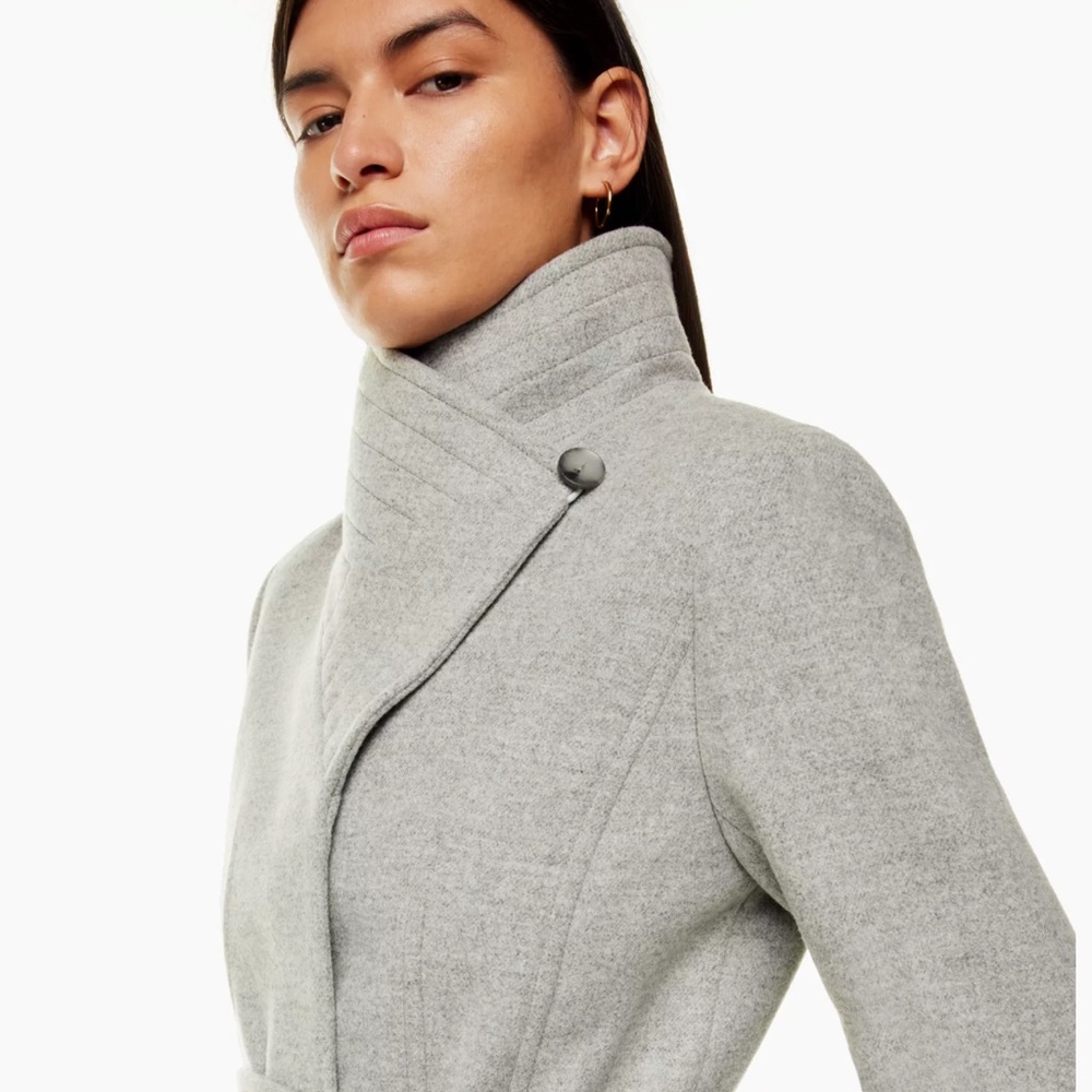 Aritzia Connor coat medium - Picture 2 of 9